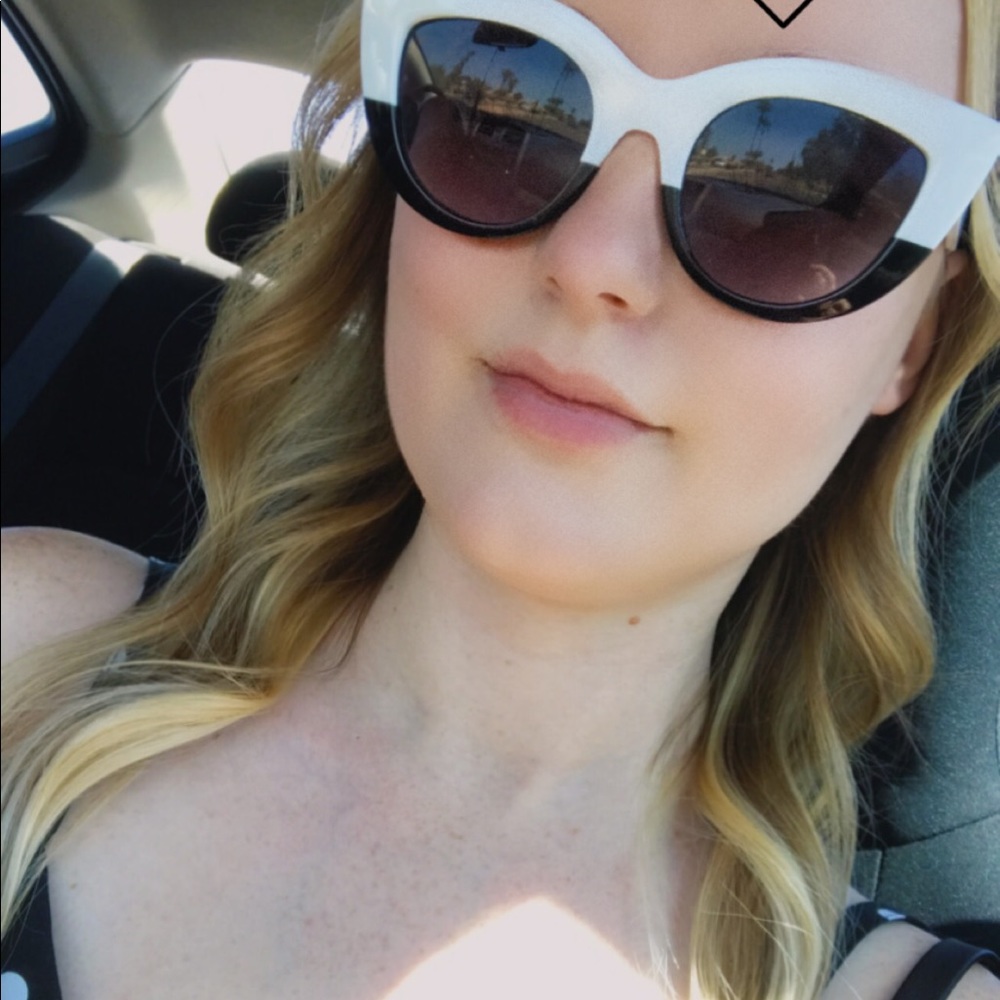 Meet your Posher, Jenny